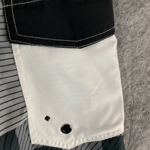 Molokai Board Shorts Size 36 Men's 100% Polyester Adults Blue Striped - Picture 3 of 8